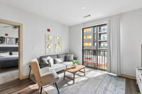 Chic 2BR Escape in Downtown Birmingham 41